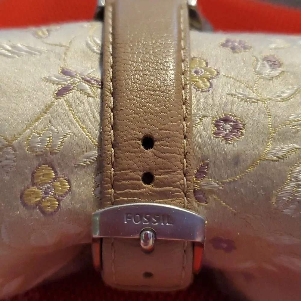 Fossil great pre